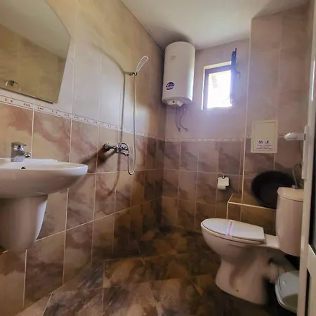 Globus Гостевой дом 2*