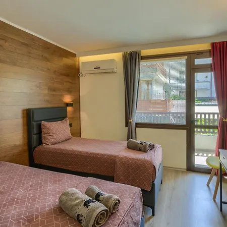 Globus Πανσιόν Kiten (Burgas)