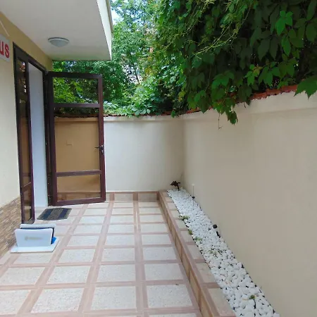 Globus 2* Kiten (Burgas)