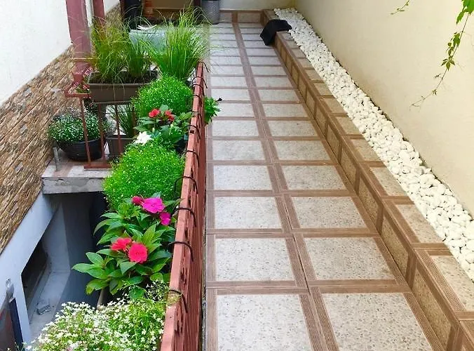 Globus Kiten (Burgas)